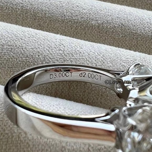 Certified 5ct. t.w. Diamond Three-stone Brilliant Cut Engagement Ring - Picture 4 of 16